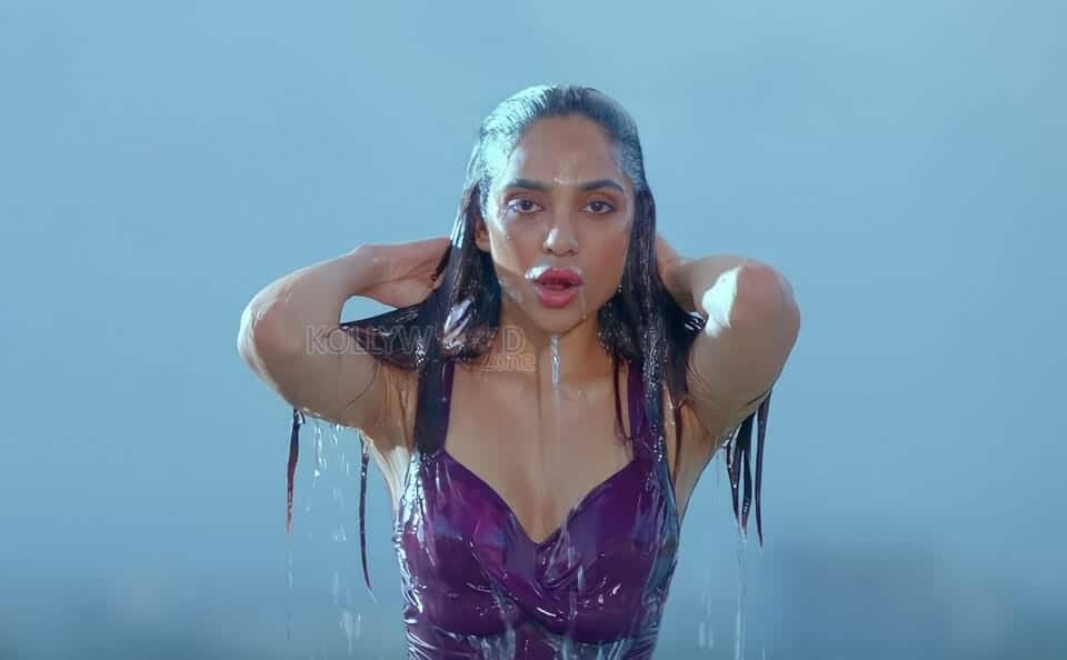 The Night Manager Actress Sobhita Dhulipala Wet Swimsuit Pictures 02