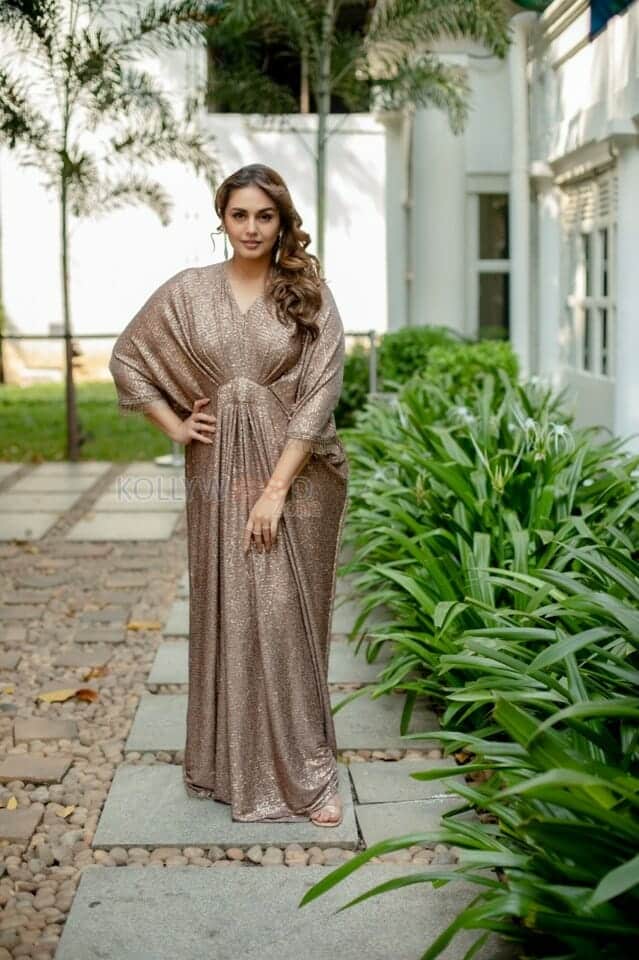 Valimai Actress Huma Qureshi Photos 02