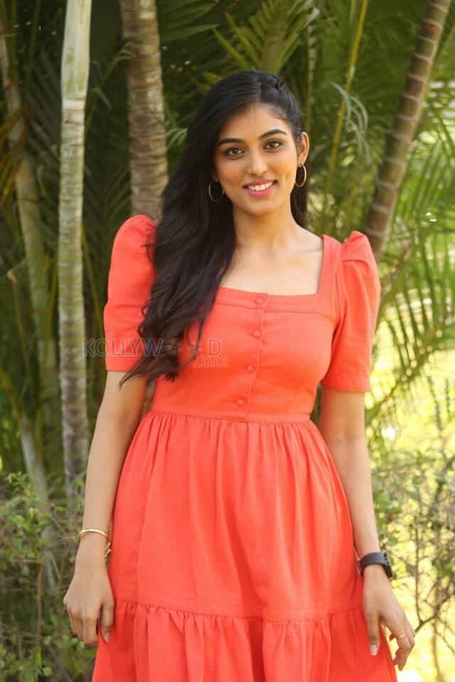 Yashvika Nishkala at Mr King Trailer Launch Photos 22