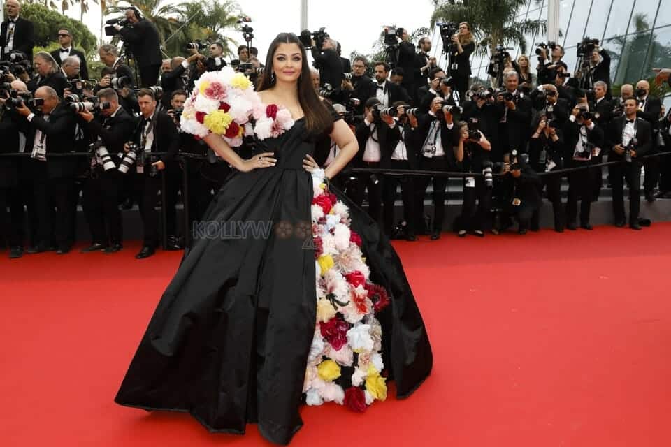 Actress Aishwarya Rai at Cannes 2022 Stills 33