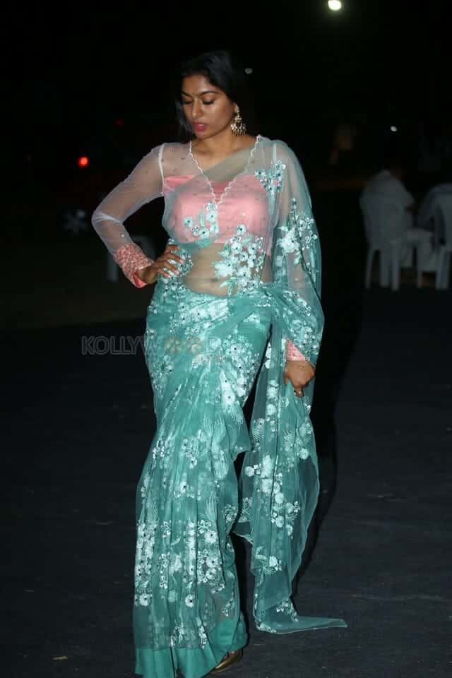 Actress Akshatha Srinivas at Surabhi 70MM Movie Pre Release Event Pictures 24