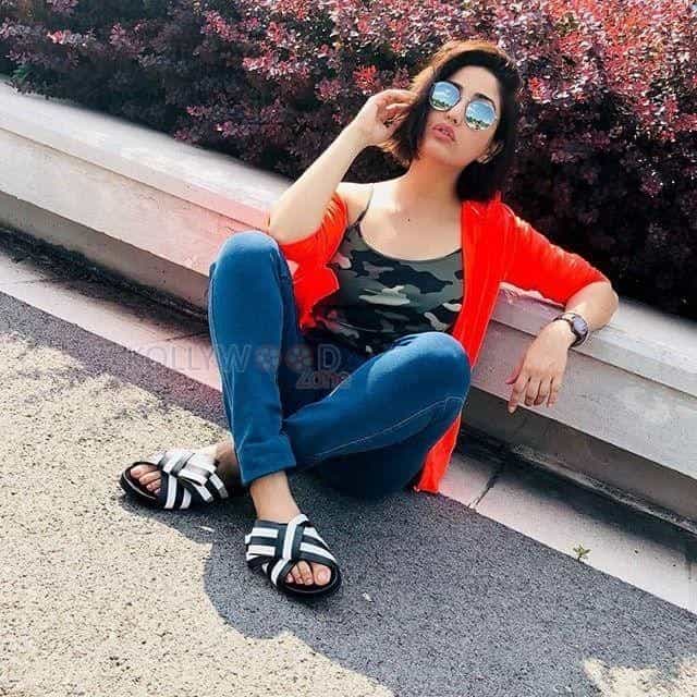 Actress And Model Yami Gautam Holiday Photos