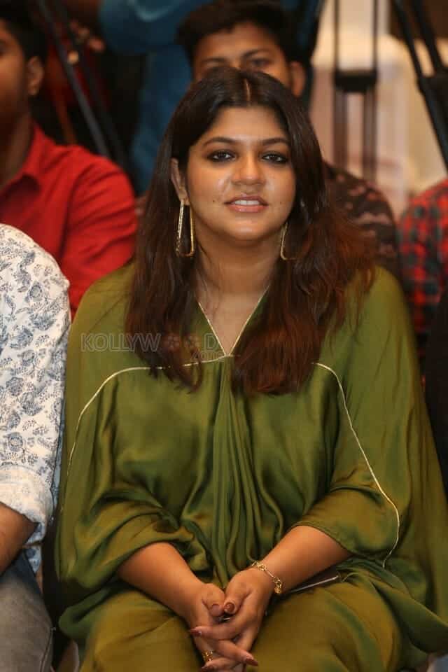 Actress Aparna Balamurali at 2018 Movie Success Meet Pictures 20