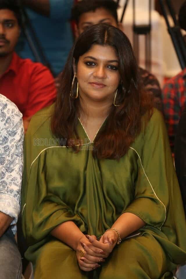 Actress Aparna Balamurali at 2018 Movie Success Meet Pictures 21