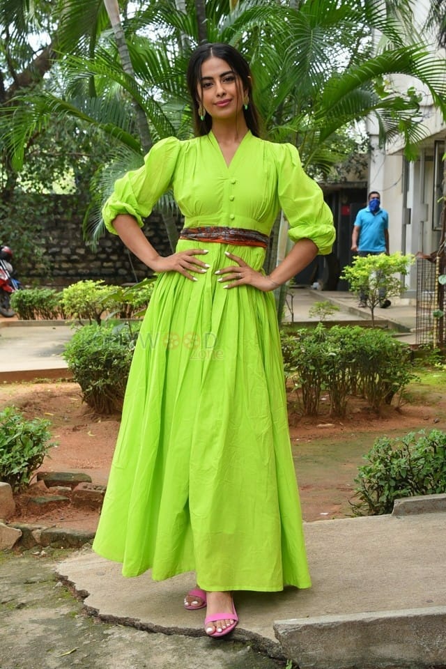 Actress Avika Gor at Net Zee5 Original Film Press Meet Pictures 03