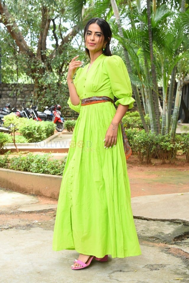 Actress Avika Gor at Net Zee5 Original Film Press Meet Pictures 06