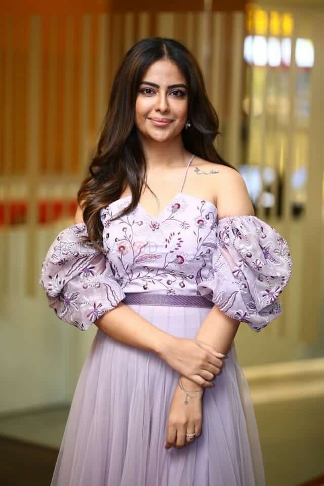 Actress Avika Gor at Popcorn Movie Trailer Launch Photos 23