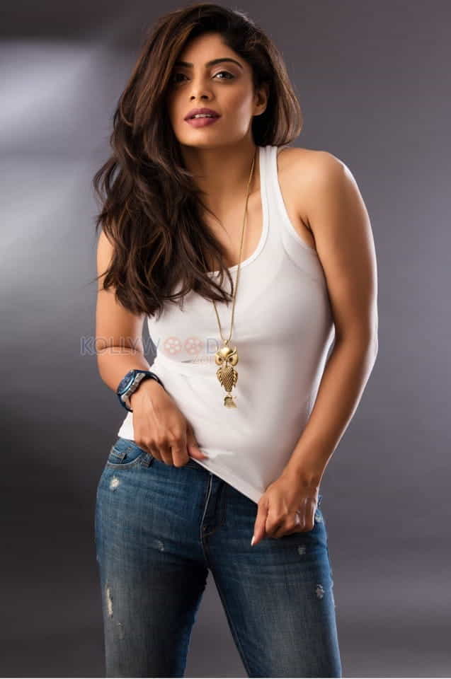Actress Bhavana Rao Photos