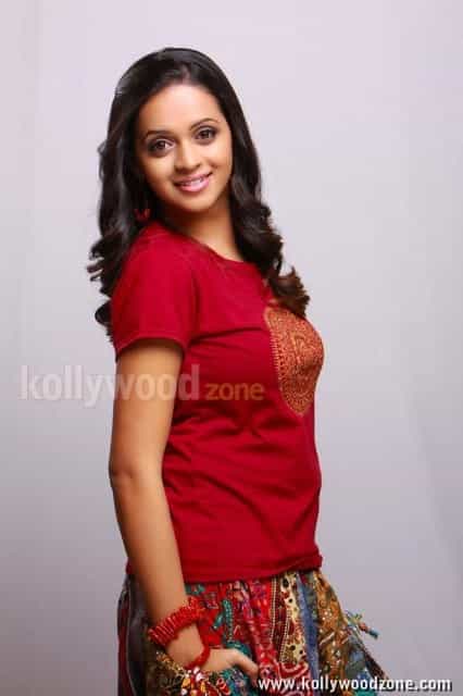 Actress Bhavana Sexy Photos