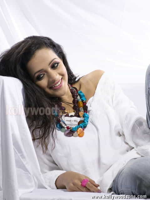 Actress Bhavana Sexy Photos