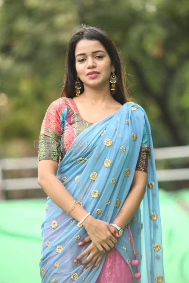 Actress Bhavya Sri At Indian Silk Expo Photos