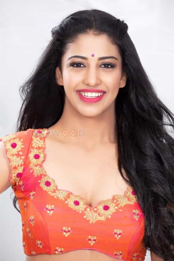 Actress Daksha Nagarkar Sexy Photoshoot Pictures