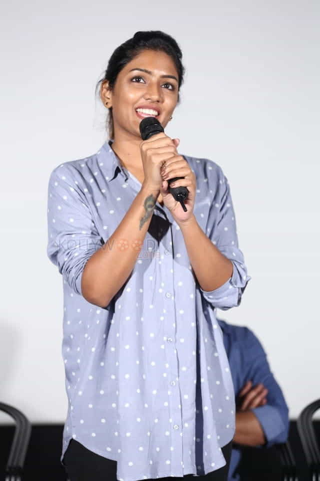 Actress Eesha Rebba At Darshakudu Movie Press Meet Pictures