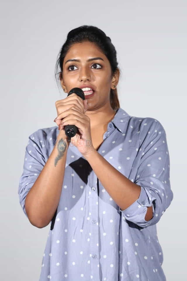 Actress Eesha Rebba At Darshakudu Movie Press Meet Pictures