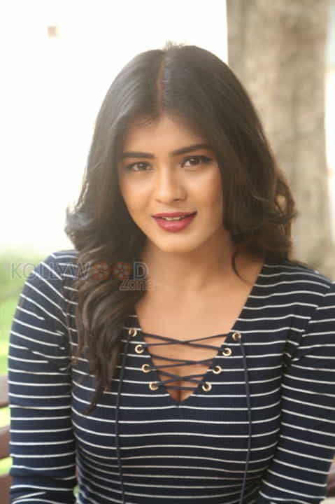 Actress Hebah Patel Latest Photos