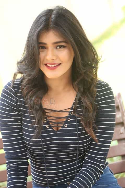 Actress Hebah Patel Latest Photos