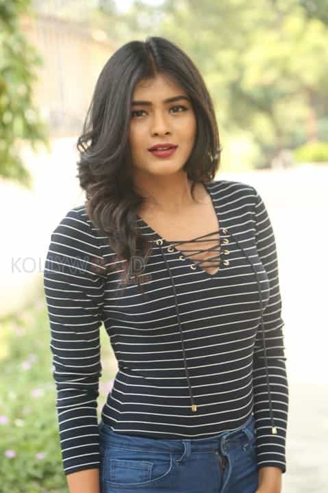 Actress Hebah Patel Latest Photos