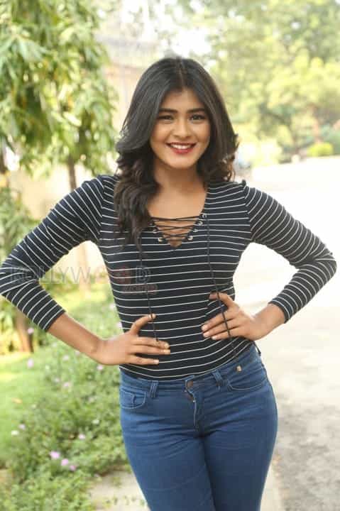 Actress Hebah Patel Latest Photos