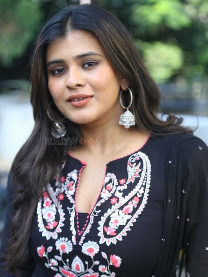 Actress Hebah Patel at The Great Indian Suicide Movie Press Meet Pictures 09