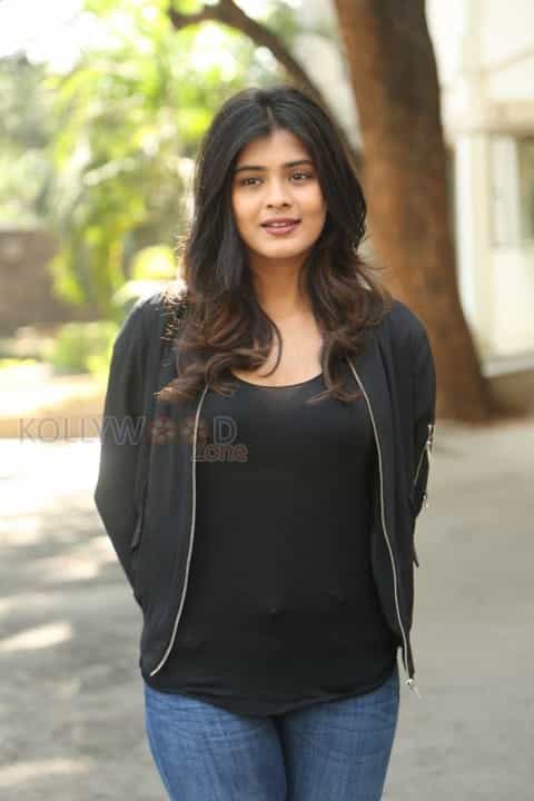 Actress Hebha Patel Latest Pictures