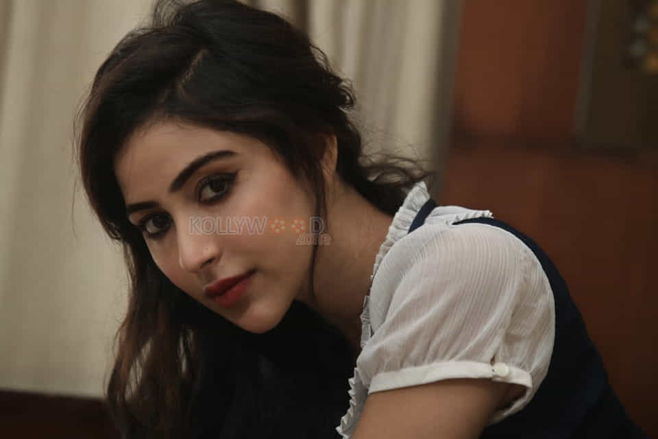 Actress Kapilakshi Malhotra Candid Pictures