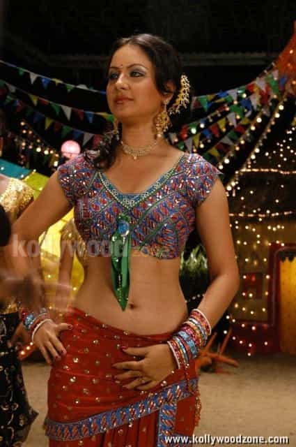 Actress Pooja Bose Sexy Pictures