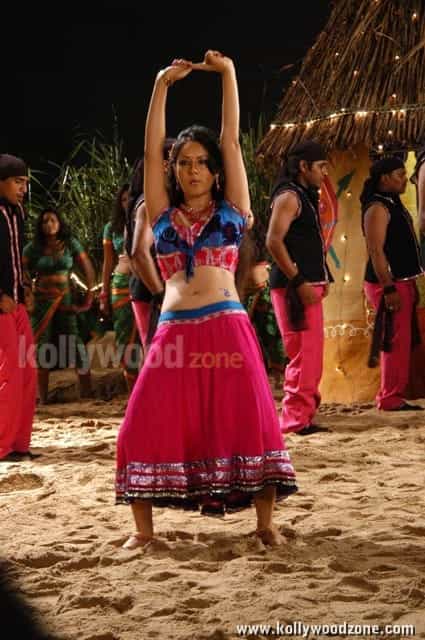 Actress Pooja Bose Sexy Pictures