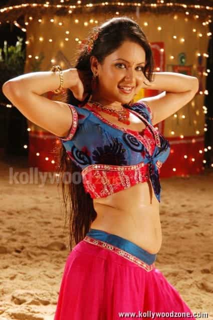 Actress Pooja Bose Sexy Pictures