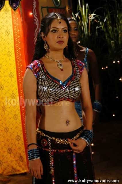 Actress Pooja Bose Sexy Pictures