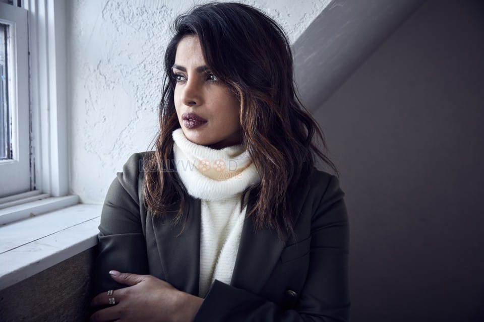 Actress Priyanka Chopra New York City Pictures 02