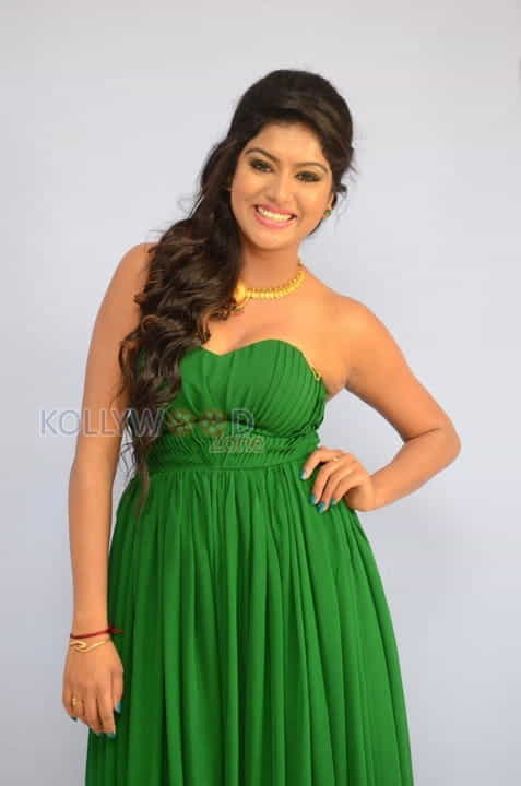 Actress Sai Akshatha Sexy Pictures