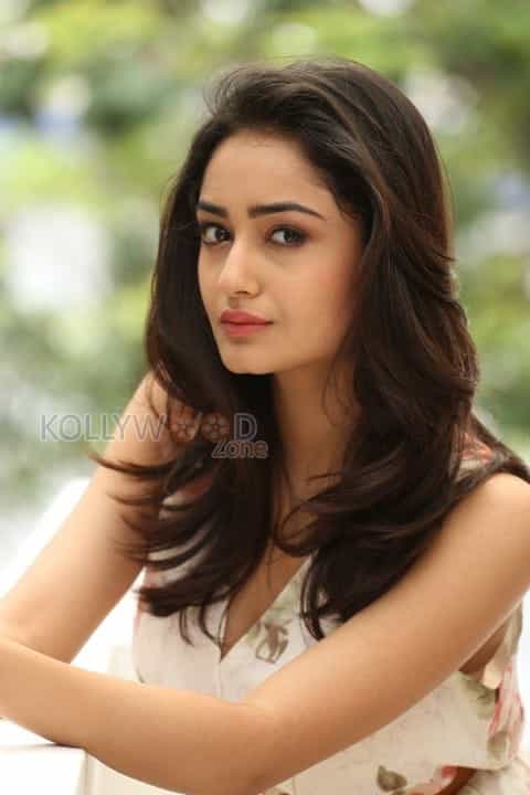 Actress Tridha Choudhury Sexy Photoshoot Pictures