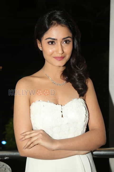 Actress Tridha Choudhury Sexy Pictures