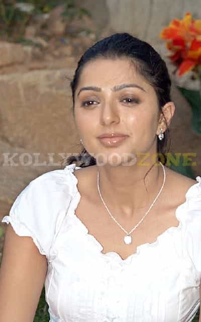 Actress bhoomika stills