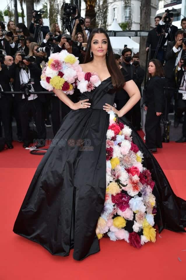 Aishwarya Rai at Cannes Film Festival 2022 Photos 04