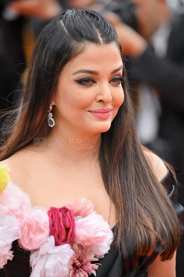 Aishwarya Rai at Cannes Film Festival 2022 Photos 09