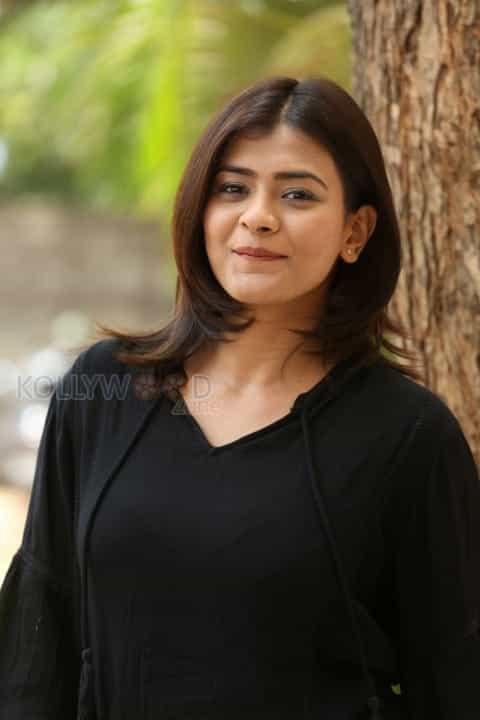 Beautiful Actress Hebha Patel Pictures