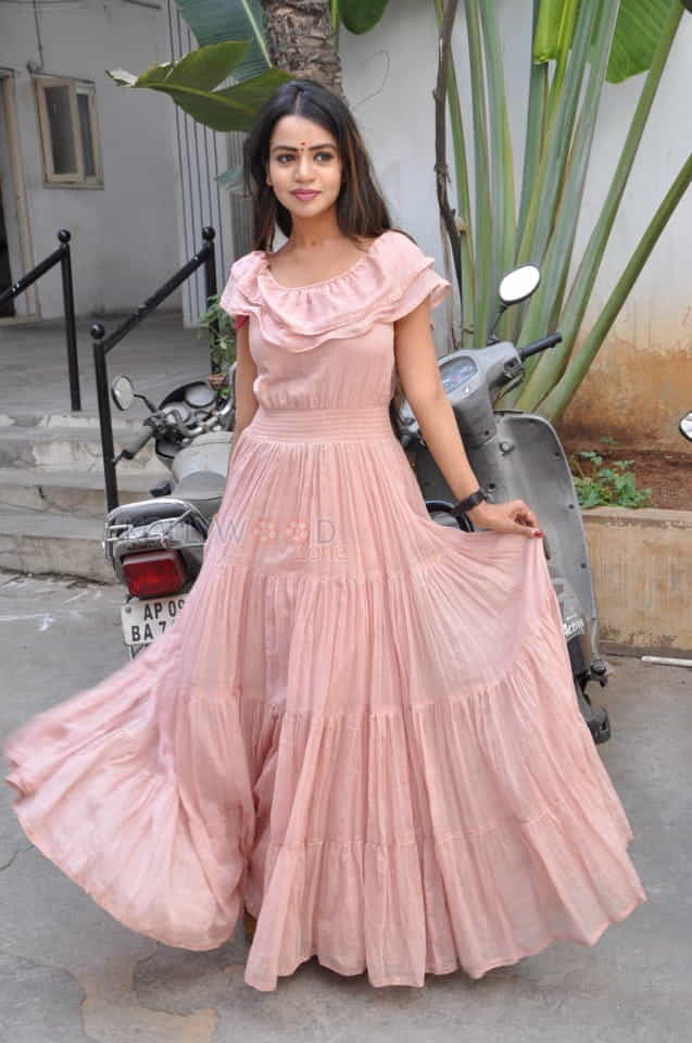 Bhavya Sri At Baggigi Gopal Movie Opening Photos Pictures