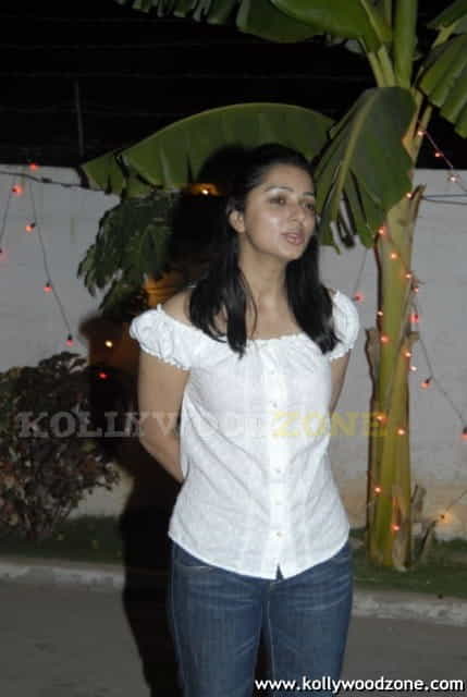 Bhumika Chawla Pics