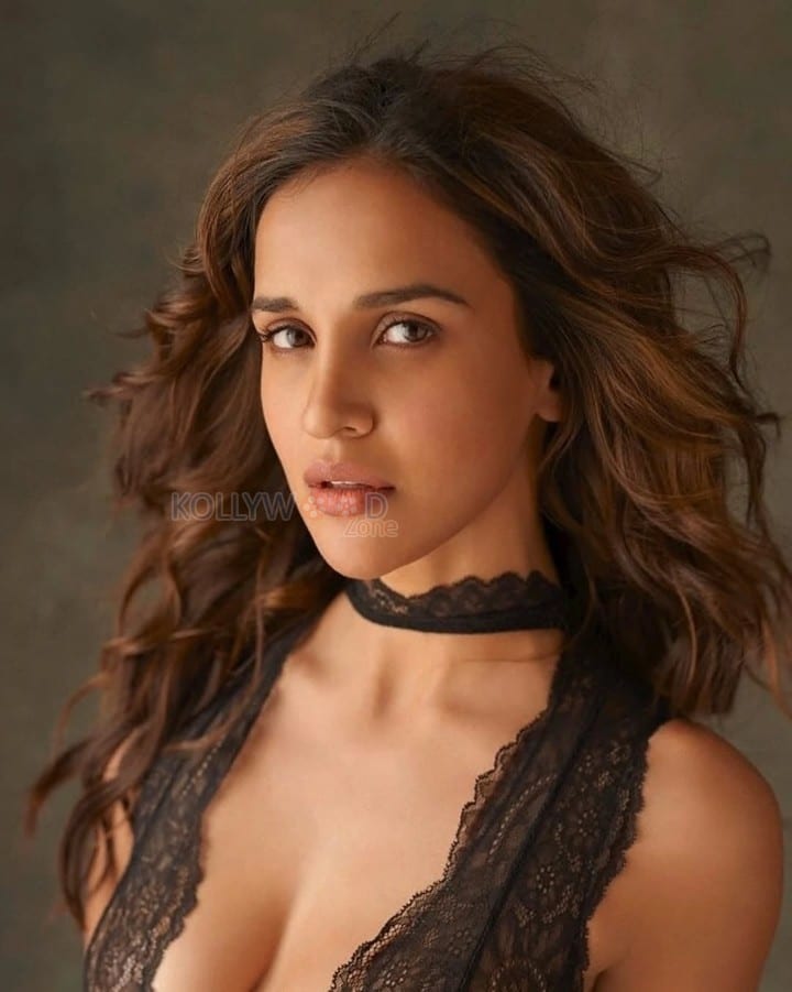 Bold Aisha Sharma in a Black Lace Dress Picture 01