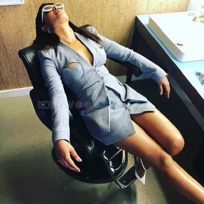 Bollywood Actress Priyanka Chopra New Pictures