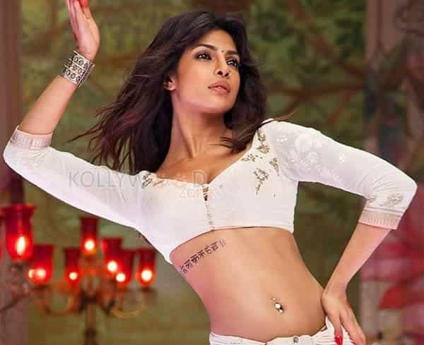 Bollywood Hottie Priyanka Chopra Sexy Pictures