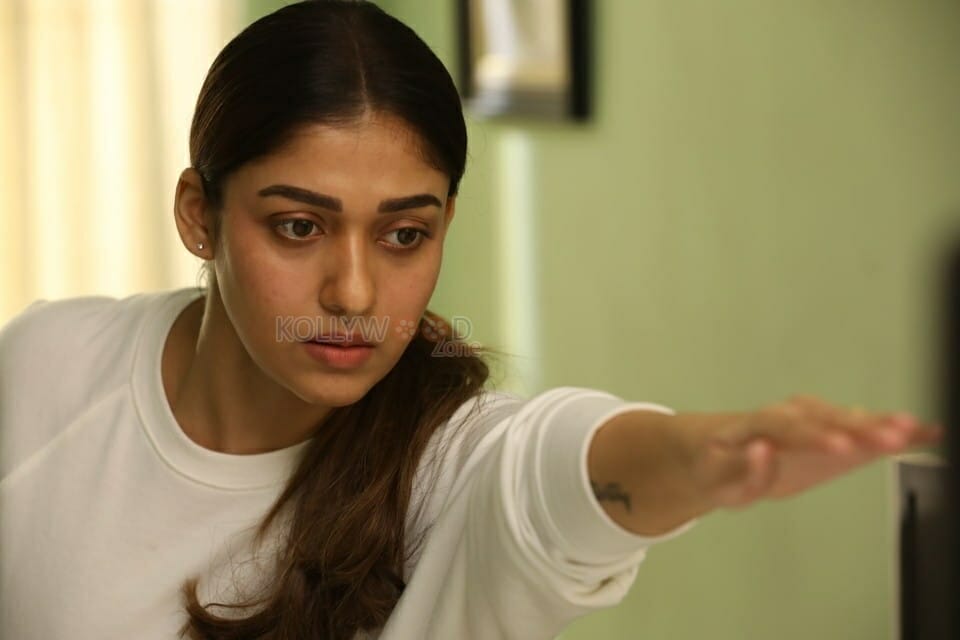 Lady Superstar Nayanthara in Netrikanna Movie Pictures