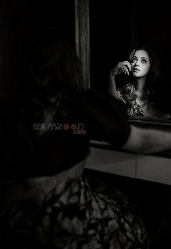 Malayalam Heroine Bhavana Photoshoot Pictures 06