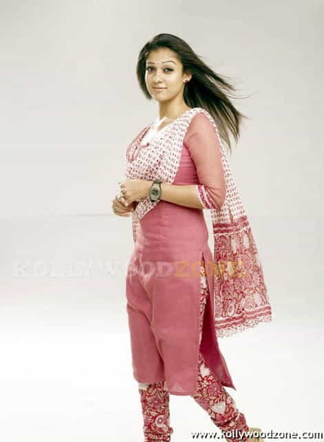 Nayantara In Boss Engira Baskaran Photos