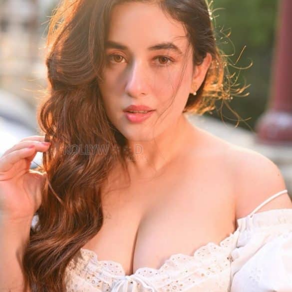 Aditi Budhathoki (Aditi B)