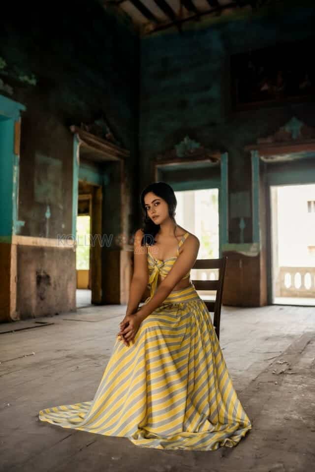 Pagaivanuku Arulvai Heroine Bindu Madhavi Sexy Photoshoot Pictures 02