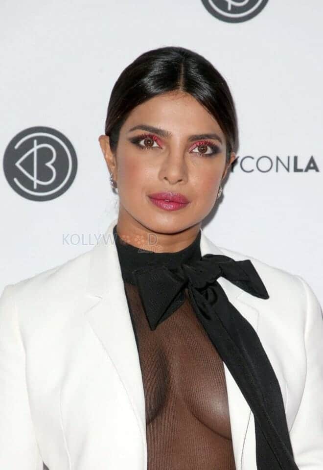 Priyanka Chopra Lace Black See Through Cleavage Photo 01