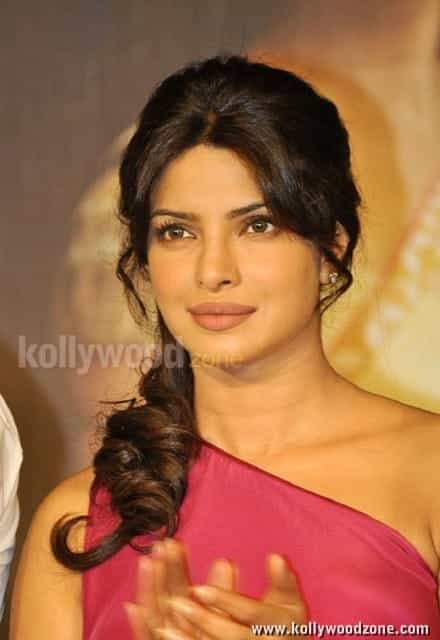 Priyanka Chopra Sexy Photos