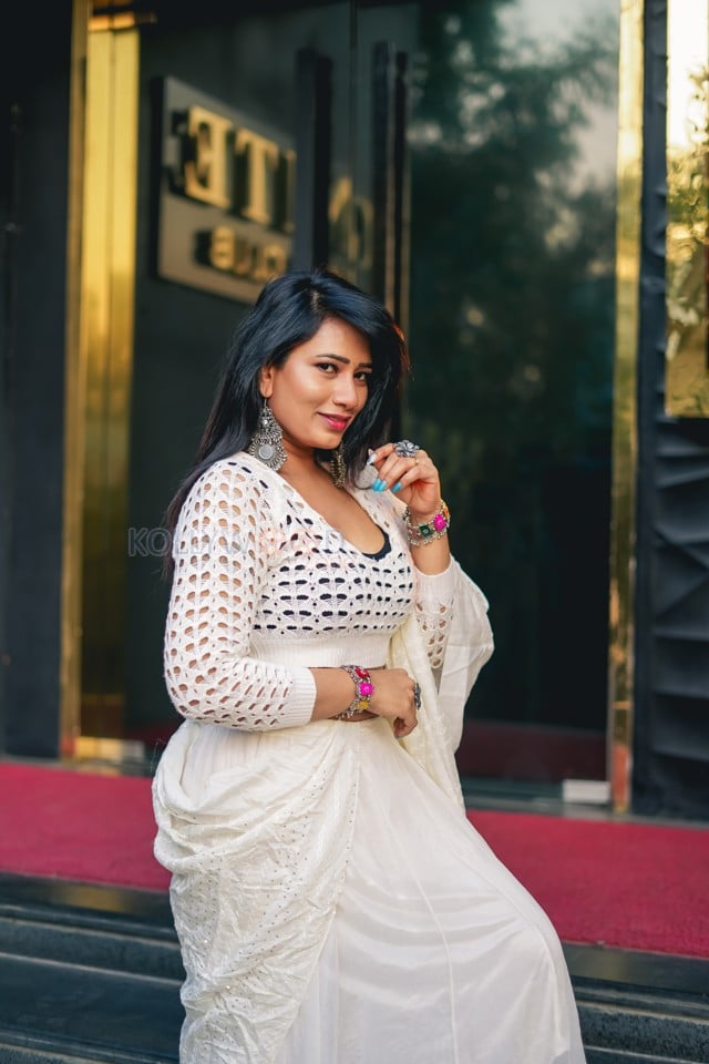 Sexy Telugu Actress Sanjana Naidu Latest Photoshoot Pictures 66